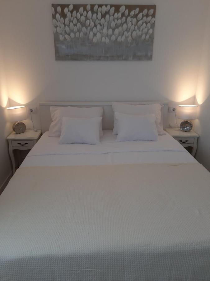 Gita Apartmani Čižići Buitenkant foto